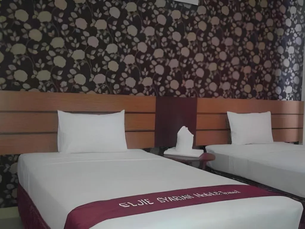 Bed in Eljie Hotel