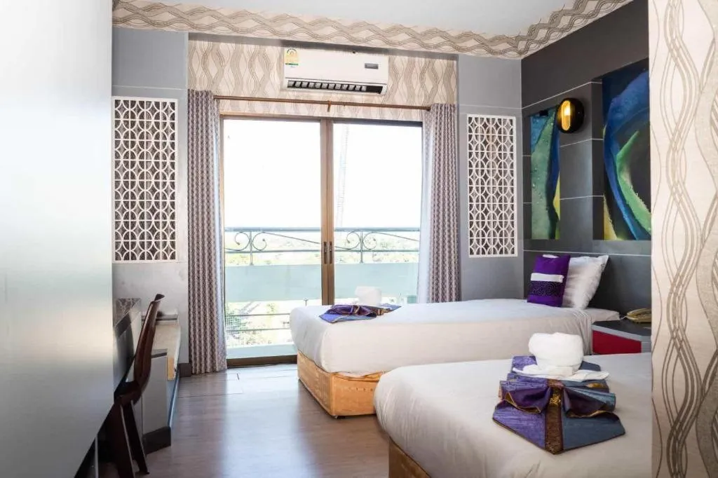 Bed in Phitsanulok Orchid Hotel