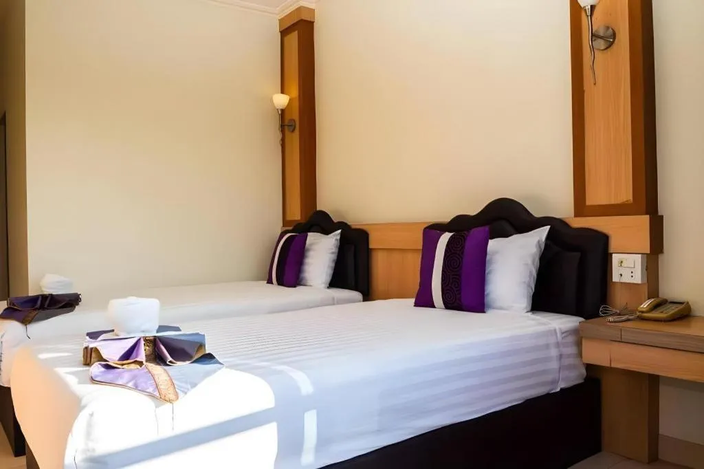 Bed in Phitsanulok Orchid Hotel