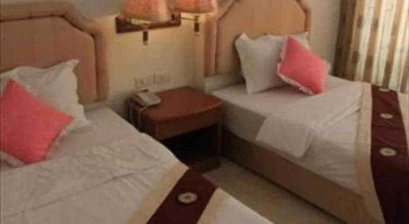 Bed in Phitsanulok Orchid Hotel