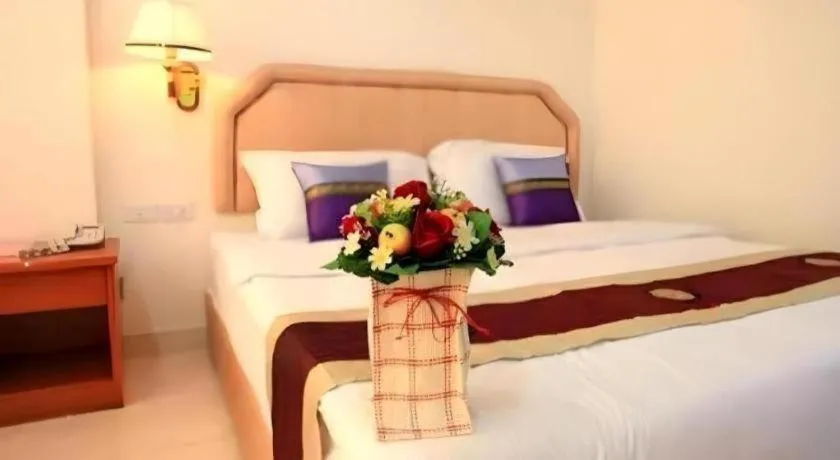 Bed in Phitsanulok Orchid Hotel