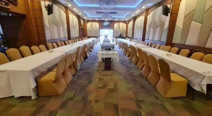 Phitsanulok Orchid Hotel