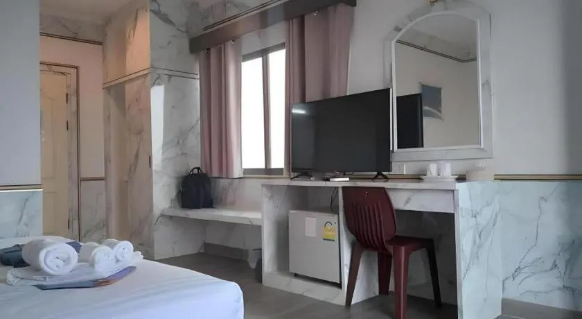 Bed in Phitsanulok Orchid Hotel