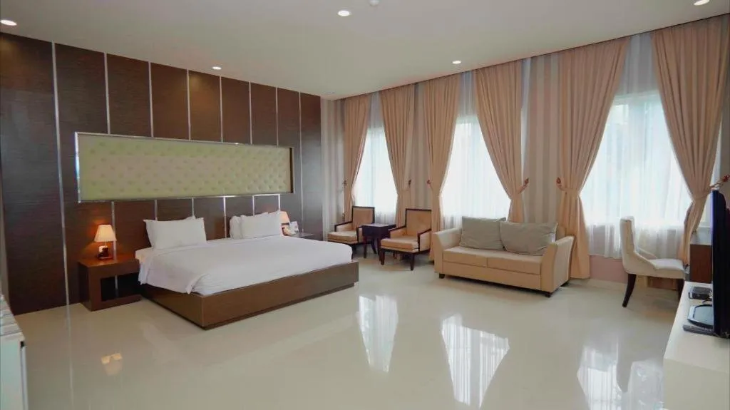 Bed in Sapadia Hotel Cirebon