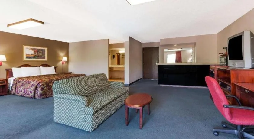 Bed in Days Inn by Wyndham Mt. Pleasant