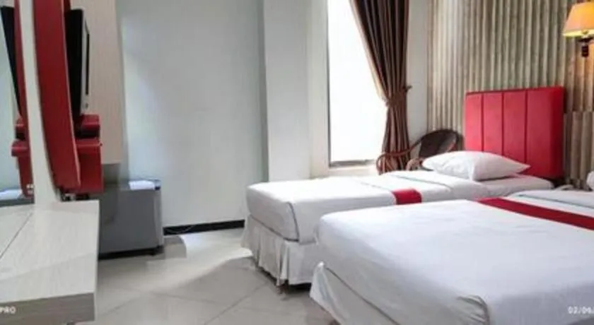 Bed in Queen City Hotel