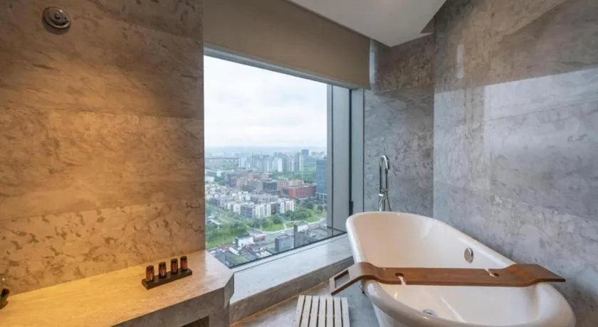 Chongqing The Lotus Hotel