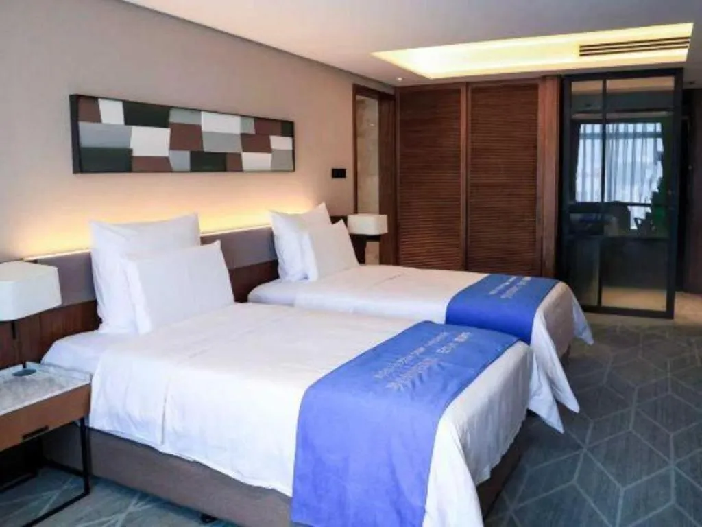 Bed in Chongqing The Lotus Hotel