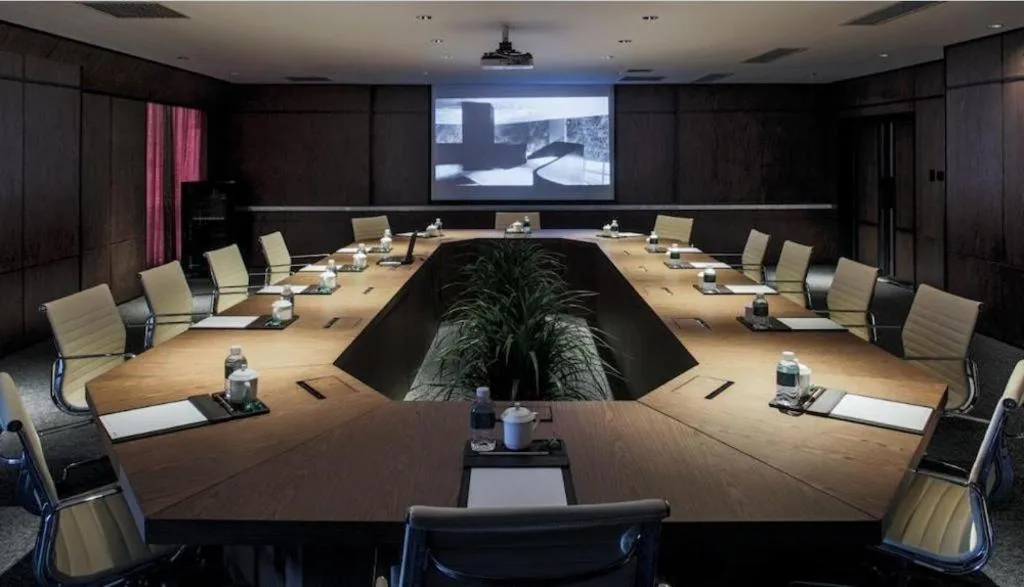 Chongqing The Lotus Hotel