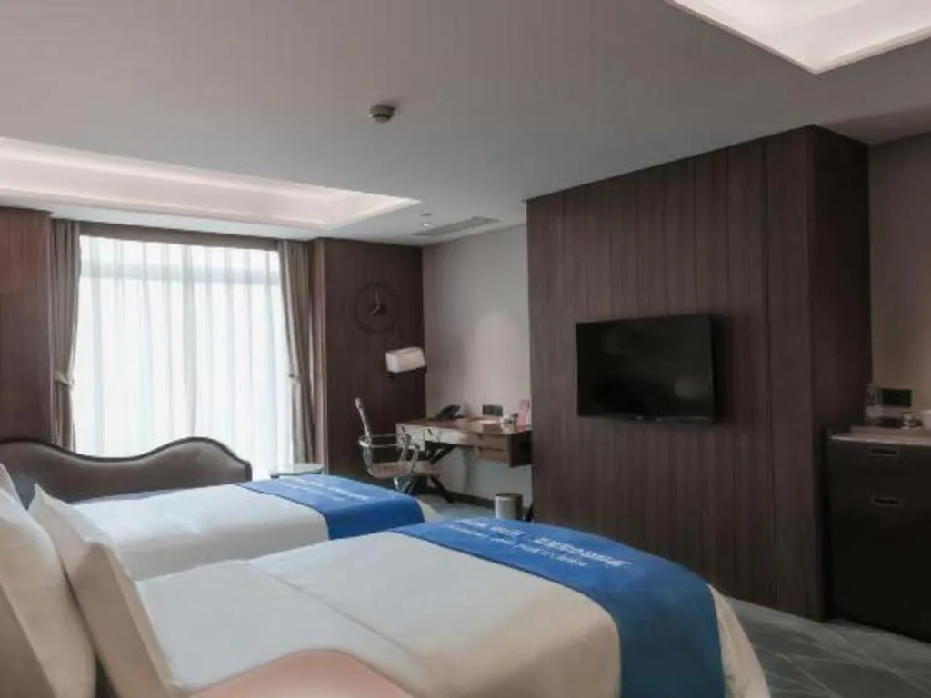 Bed in Chongqing The Lotus Hotel