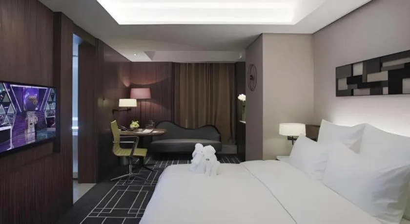 Bed in Chongqing The Lotus Hotel