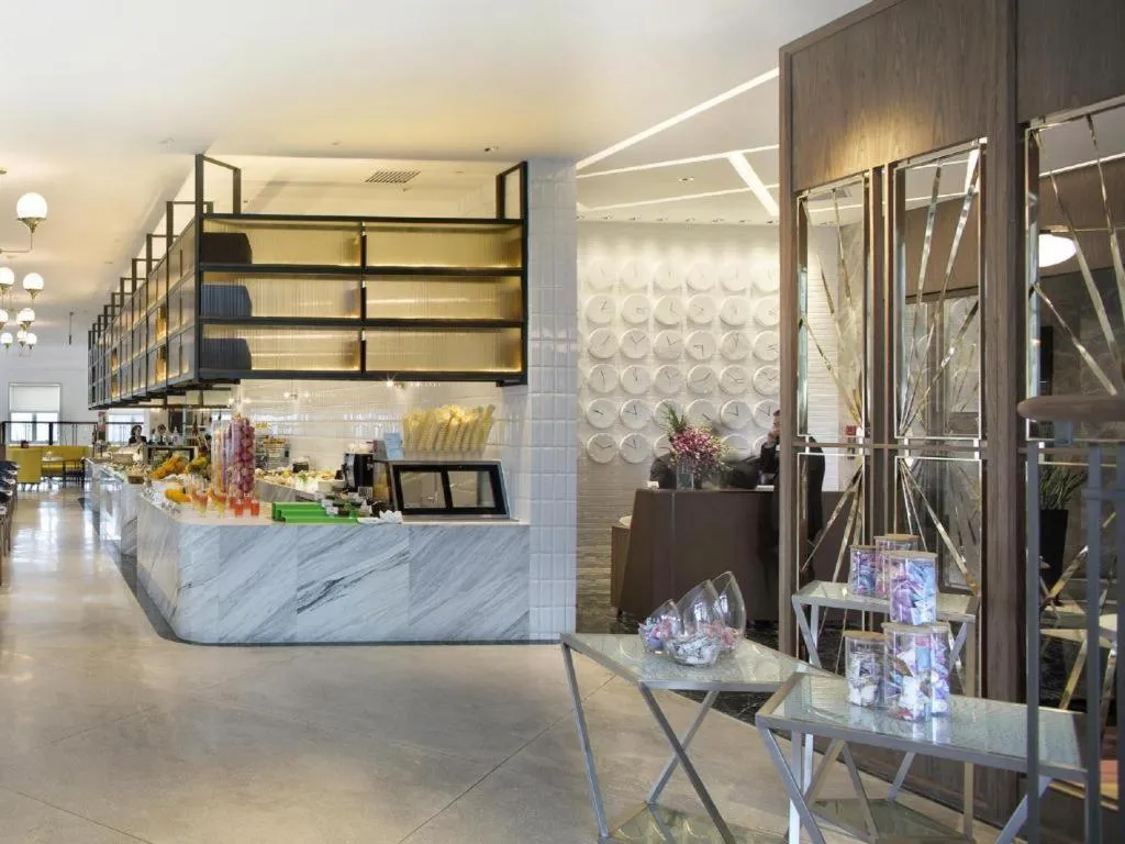 Chongqing The Lotus Hotel