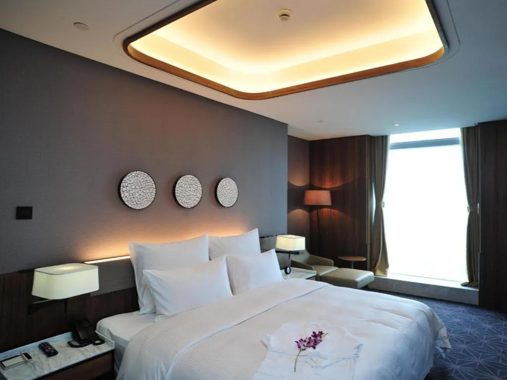 Bed in Chongqing The Lotus Hotel