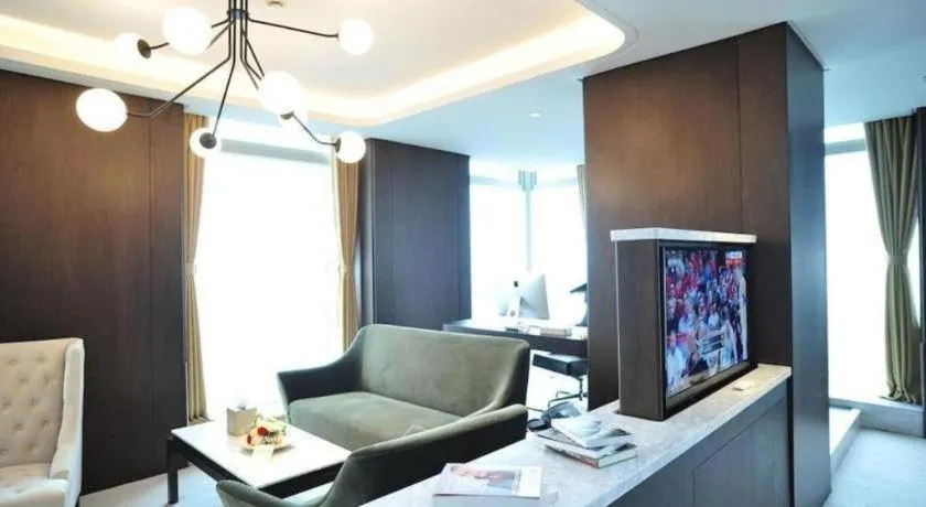 Chongqing The Lotus Hotel