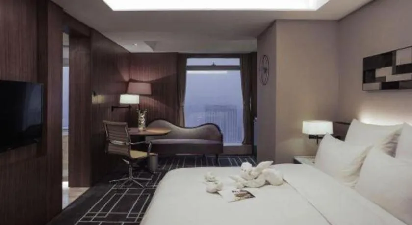 Bed in Chongqing The Lotus Hotel