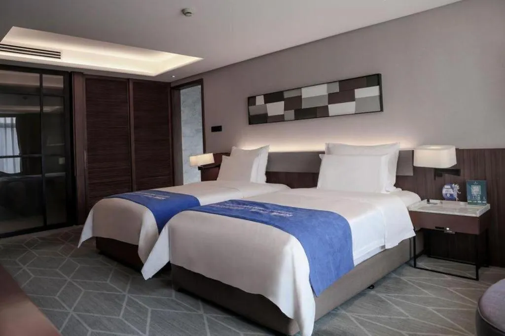 Bed in Chongqing The Lotus Hotel