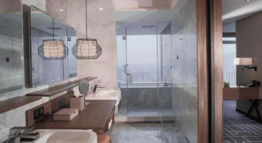 Chongqing The Lotus Hotel