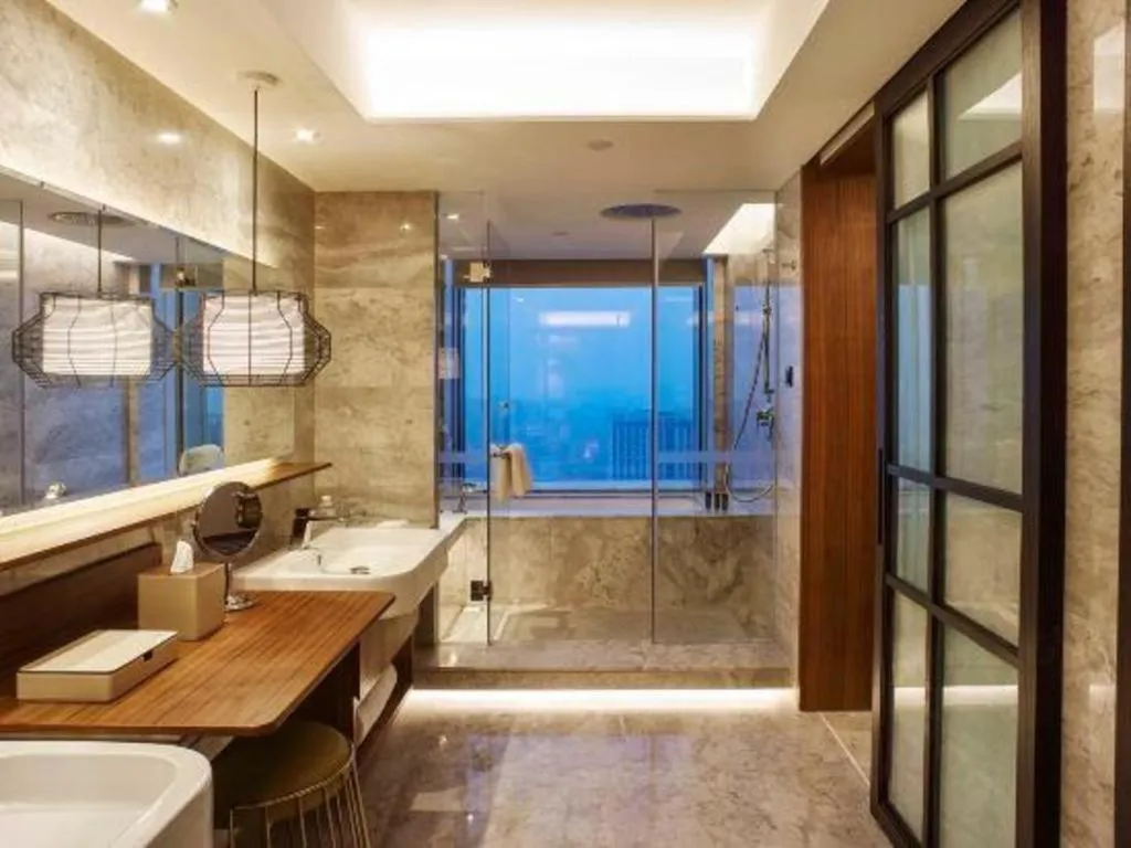 Chongqing The Lotus Hotel