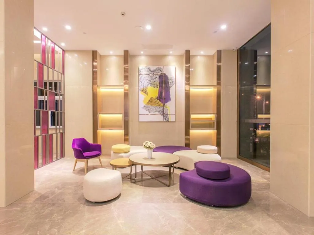 Lavande Hotel·Wuxue Kanjiang Avenue