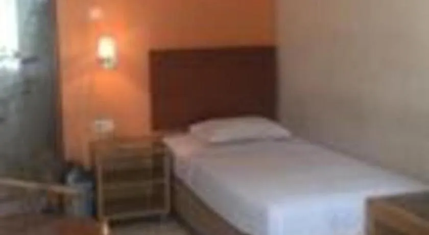 Bed in Hotel Kings Kudus