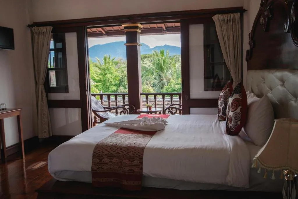 Bed in The View Pavilion Hotel