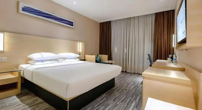 Bed in City Comfort Inn Hechi Du'an Wenti Square