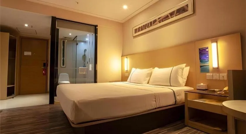 Bed in City Comfort Inn Hechi Du'an Wenti Square