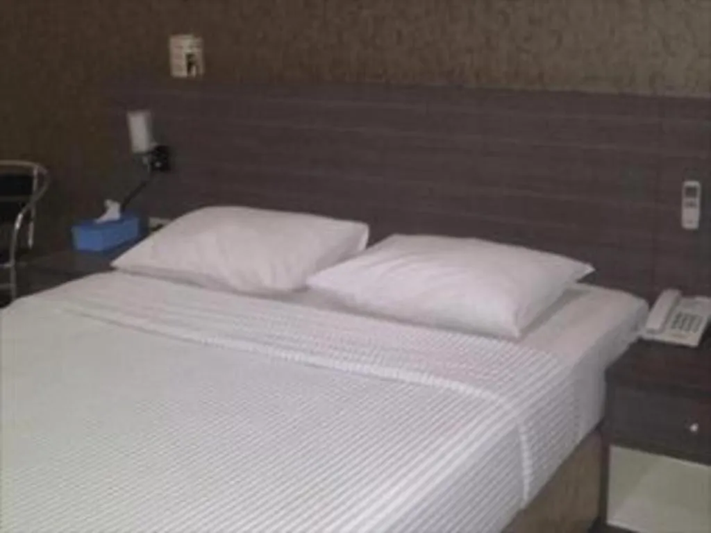 Bed in Permata Hotel