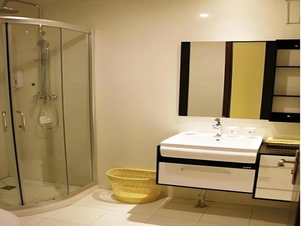 GreenTree Inn Beijing Chaoyang District Shilihe Subway Station Express Hotel