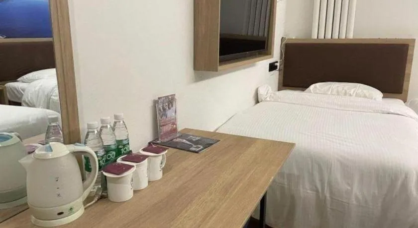 Bed in GreenTree Inn Beijing Chaoyang District Shilihe Subway Station Express Hotel
