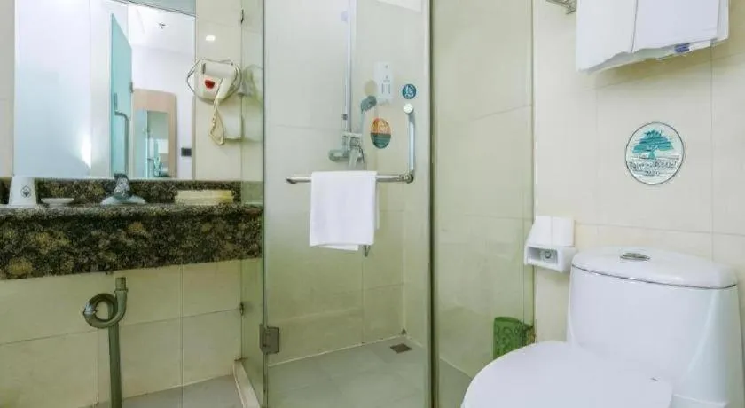 GreenTree Inn Beijing Chaoyang District Shilihe Subway Station Express Hotel