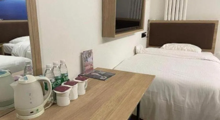 Bed in GreenTree Inn Beijing Chaoyang District Shilihe Subway Station Express Hotel