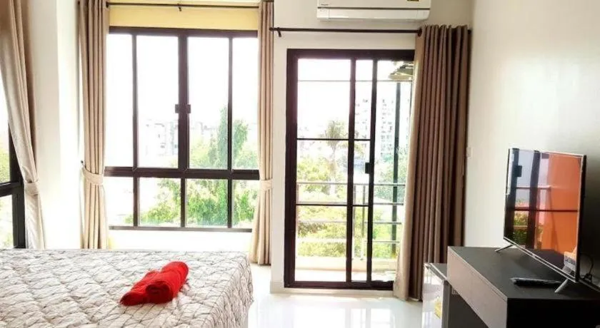 Bed in THE ALL 24 Luxury Residence