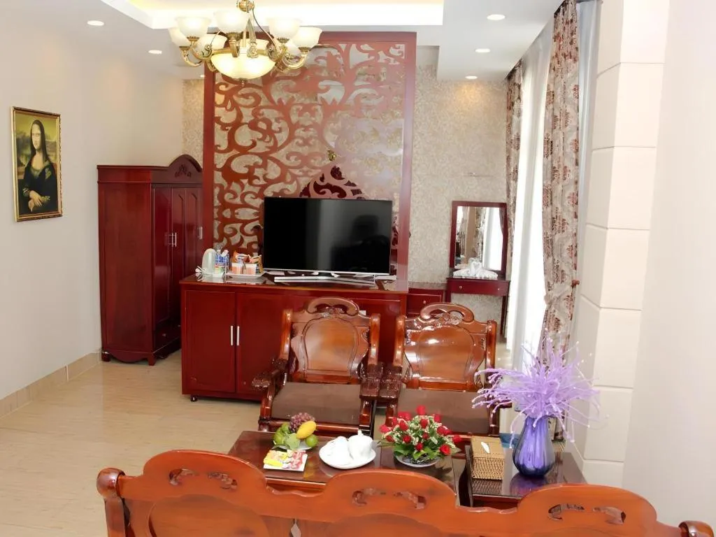 Tran Vinh Hotel