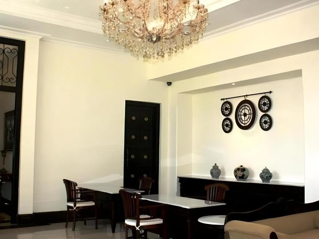 Colonial Hotel Makassar