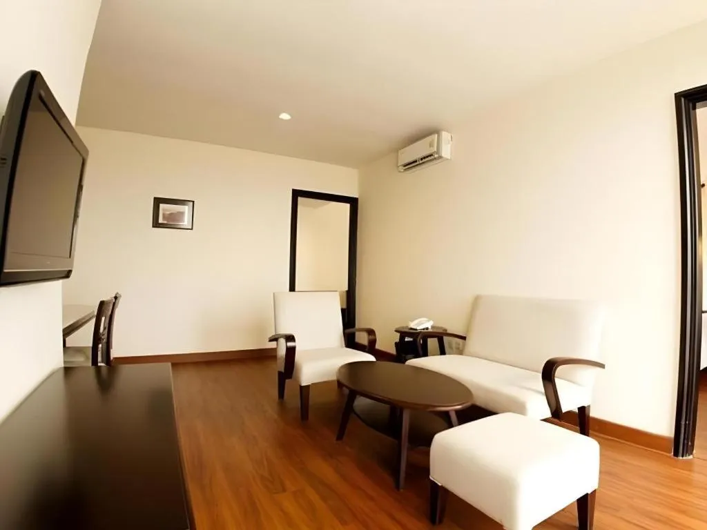 Bed in Colonial Hotel Makassar