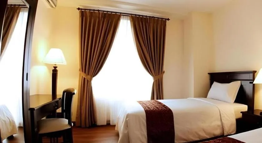 Bed in Colonial Hotel Makassar