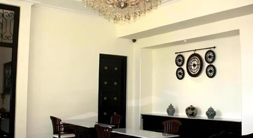 Colonial Hotel Makassar