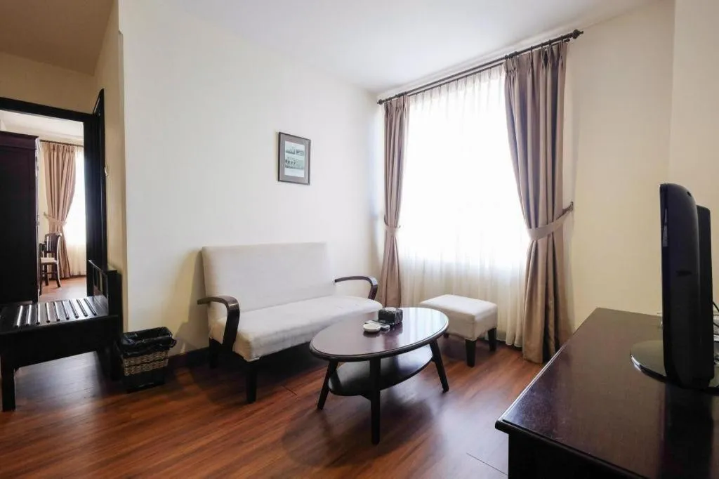 Bed in Colonial Hotel Makassar