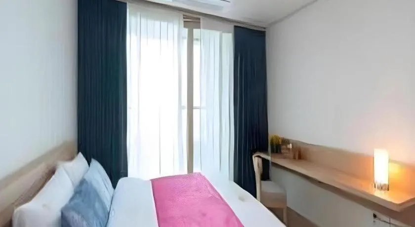 Bed in Swansea Resort