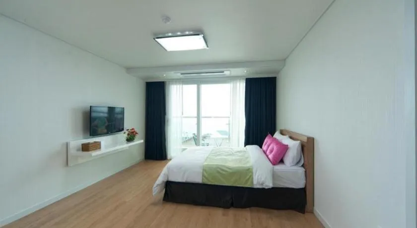 Bed in Swansea Resort