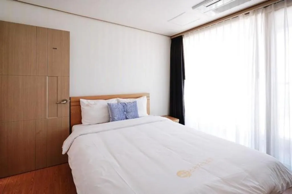 Bed in Swansea Resort