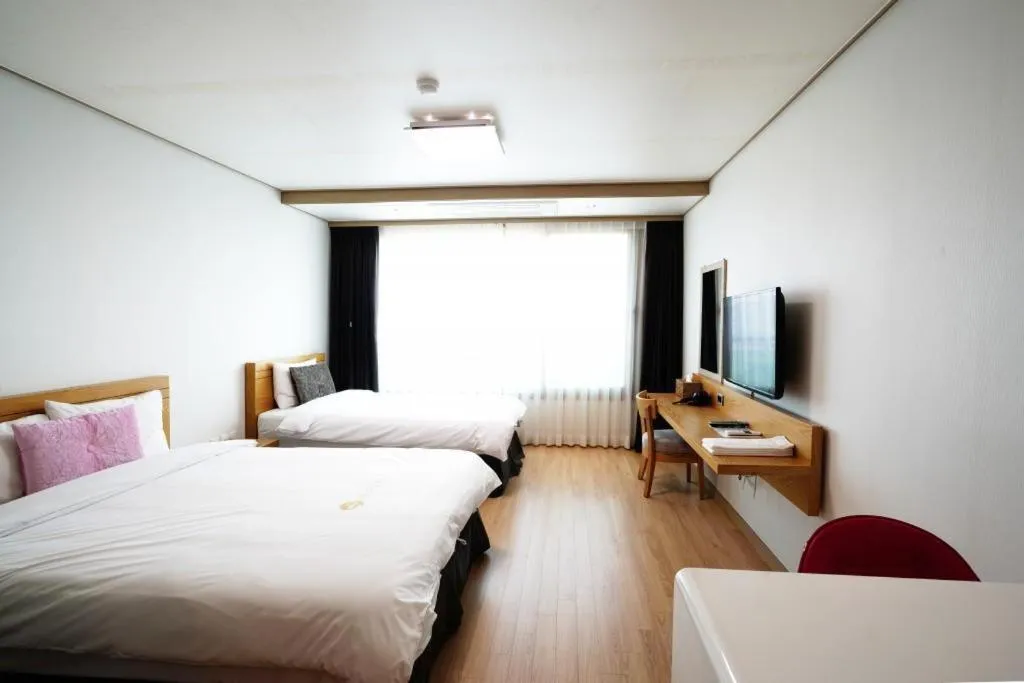 Bed in Swansea Resort