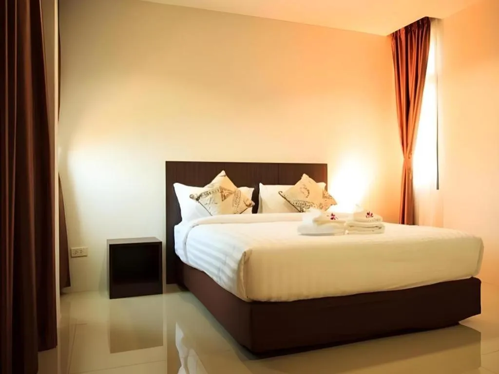 Bed in The Viewpoint Hotel