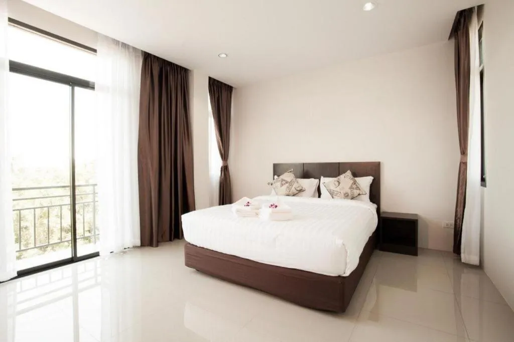 Bed in The Viewpoint Hotel