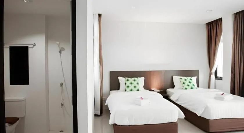 Bed in The Viewpoint Hotel