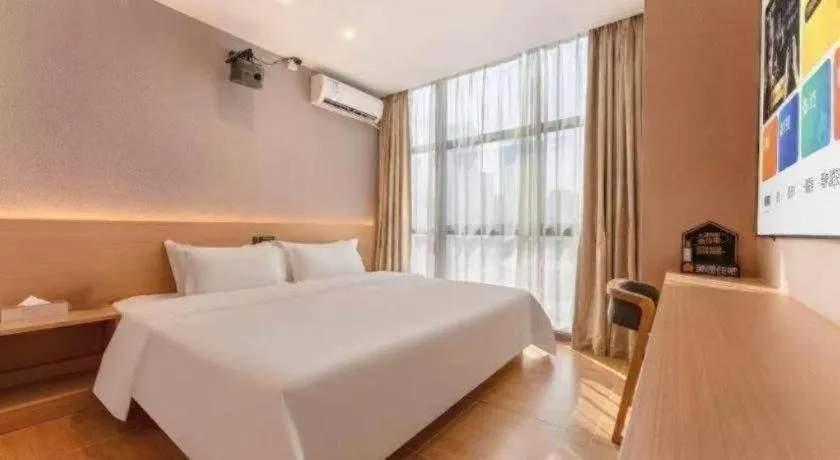 Bed in City Comfort Inn Shantou Jinhu Road Branch