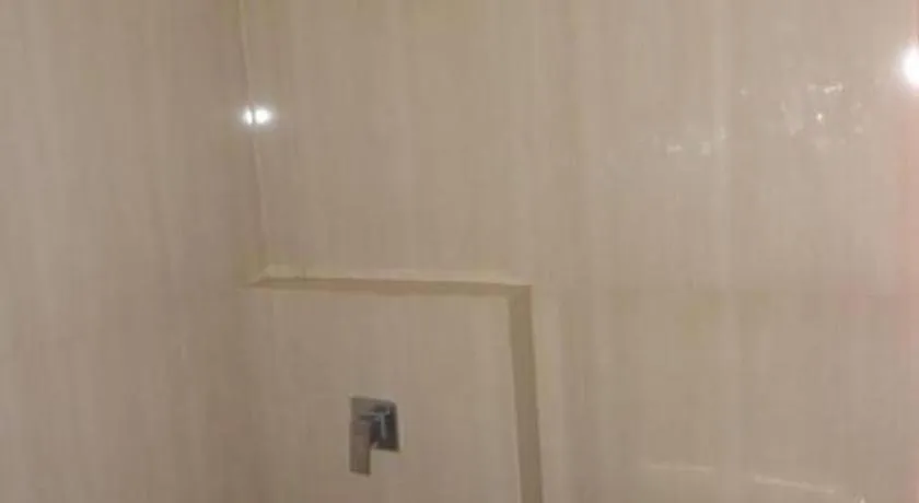 De Lemon Gatsu Hotel