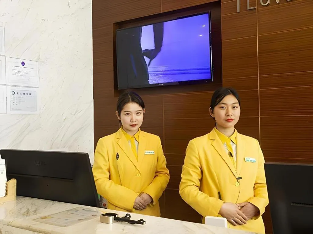 City Comfort Inn Huanggang Baota Avenue