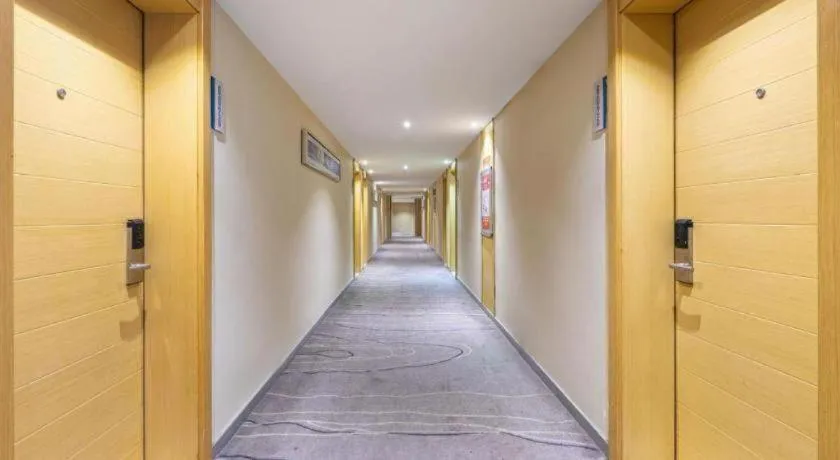 City Comfort Inn Huanggang Baota Avenue